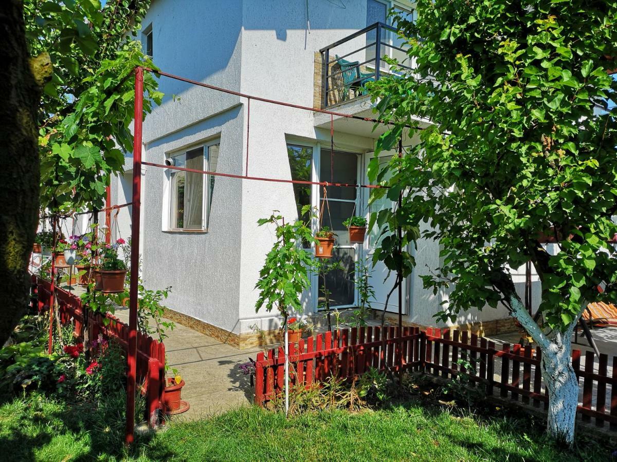 Casa Cu Foisor 3* Eforie Nord